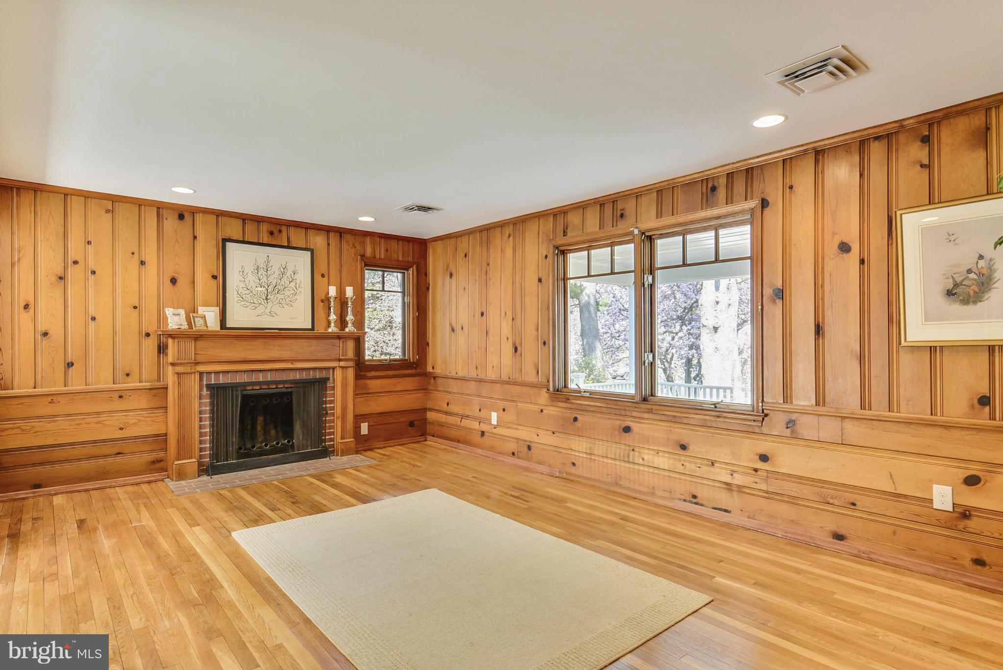 COLESVILLE FARM ESTATES - Residential Lease