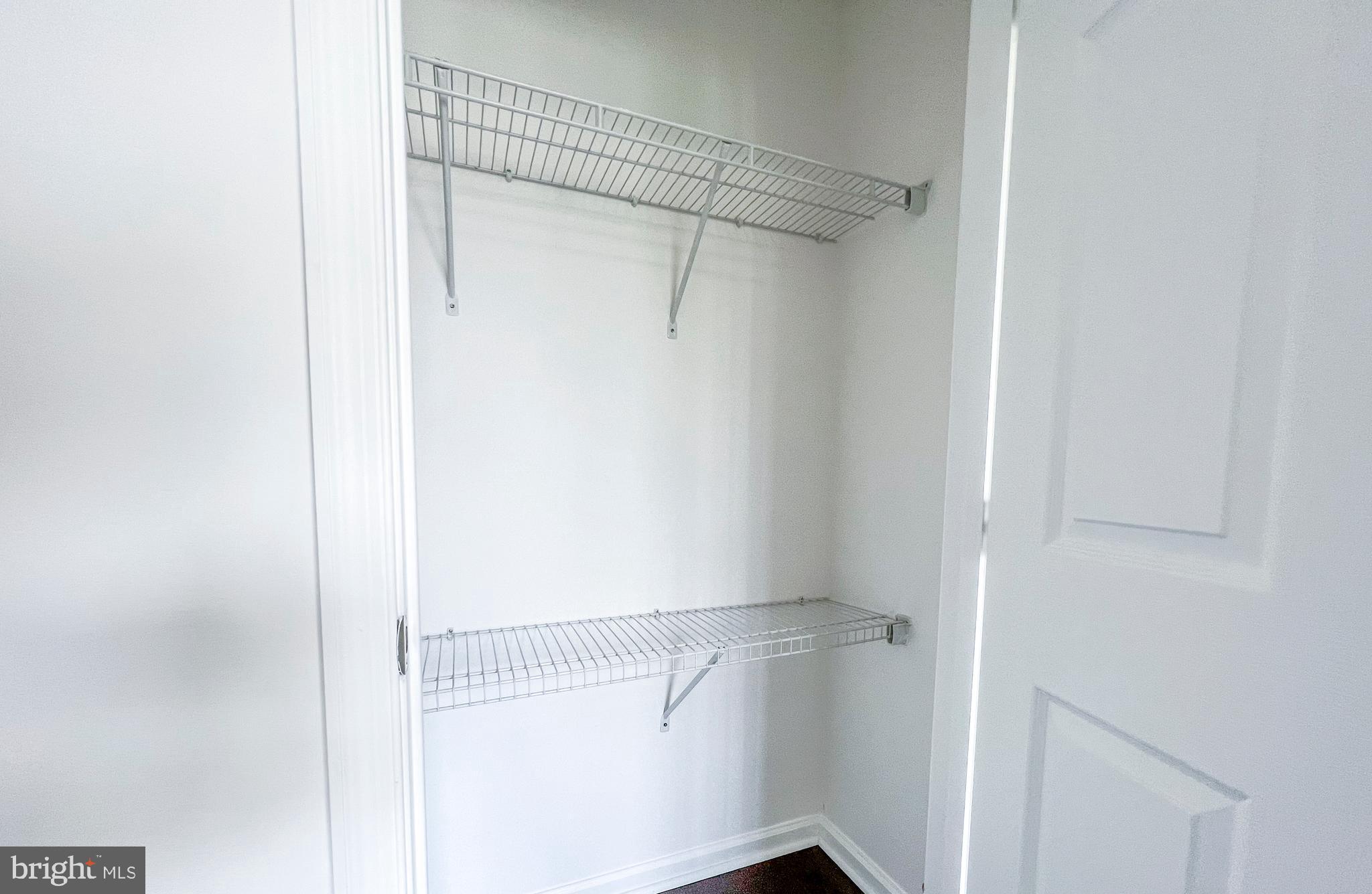 CENTREVILLE - Residential Lease