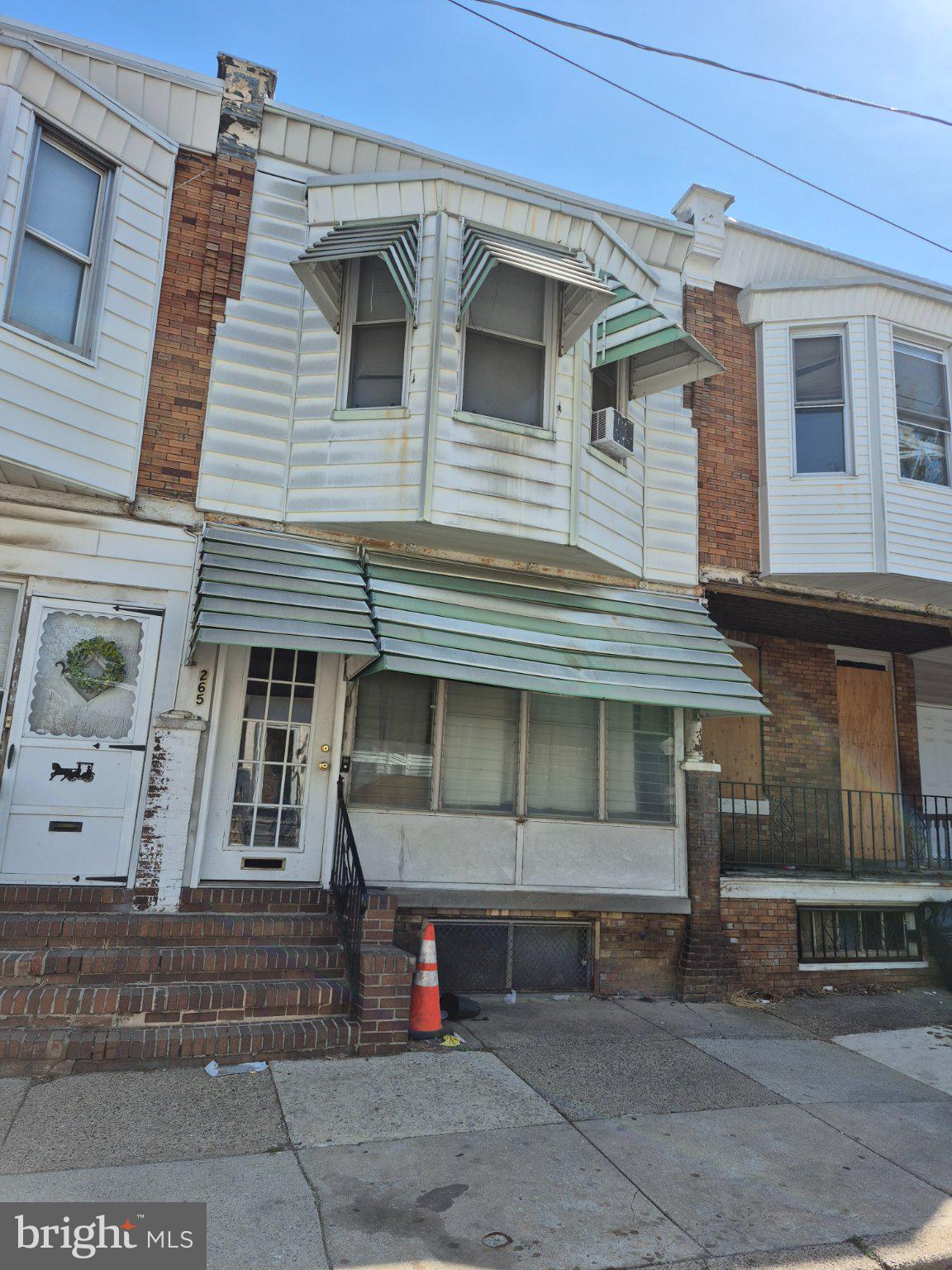 PHILADELPHIA (WEST) - Residential