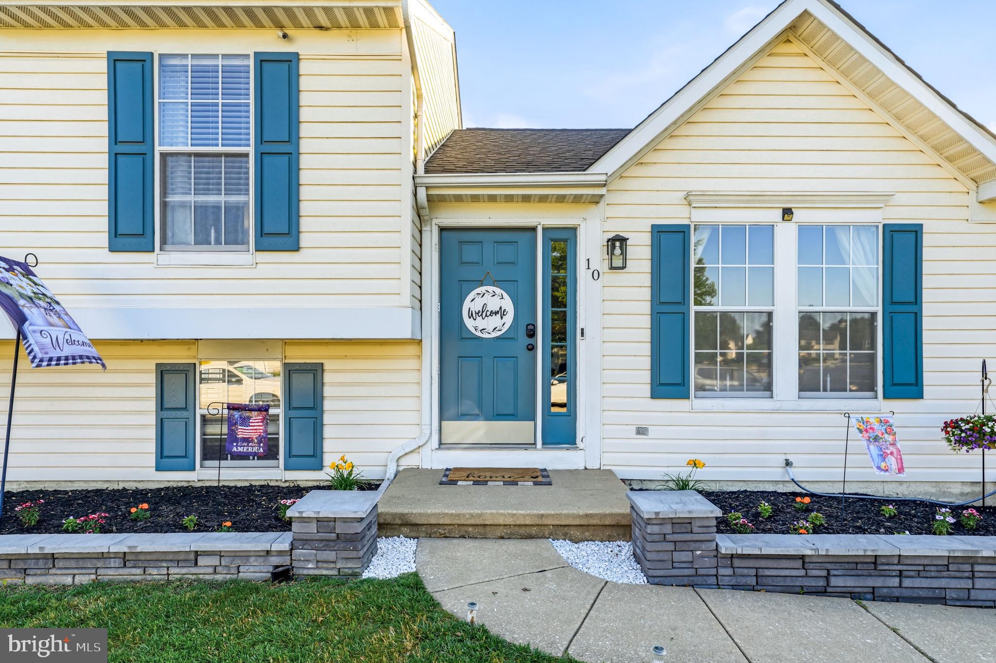 SPRINGFIELDS - Residential