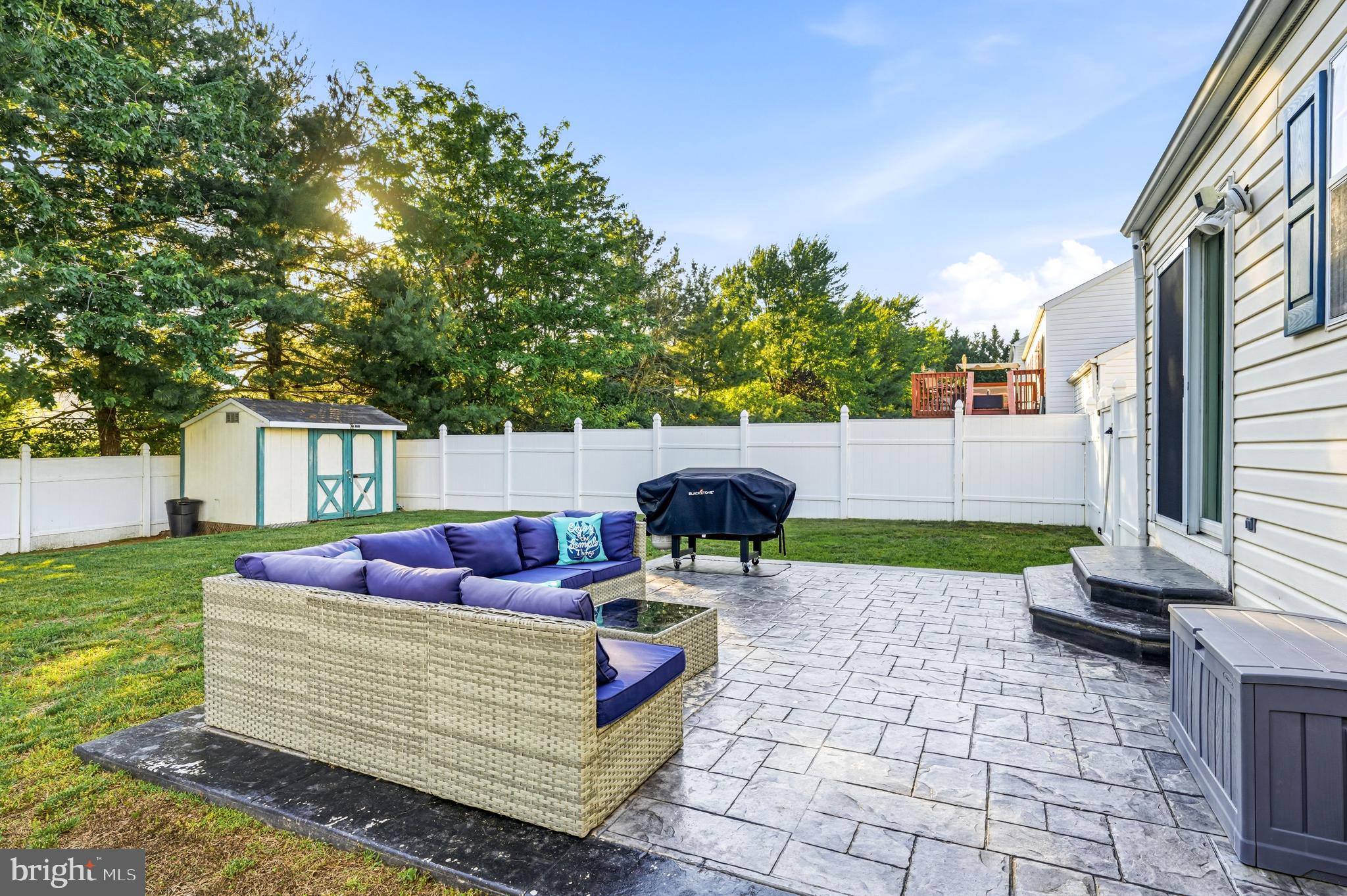 SPRINGFIELDS - Residential