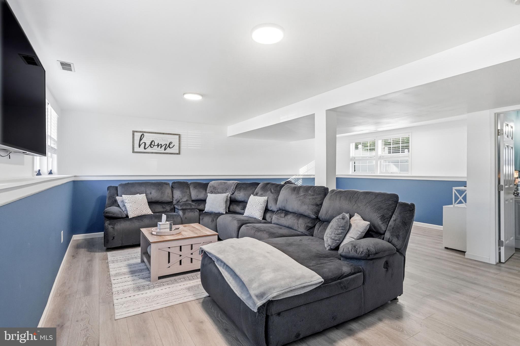 SPRINGFIELDS - Residential