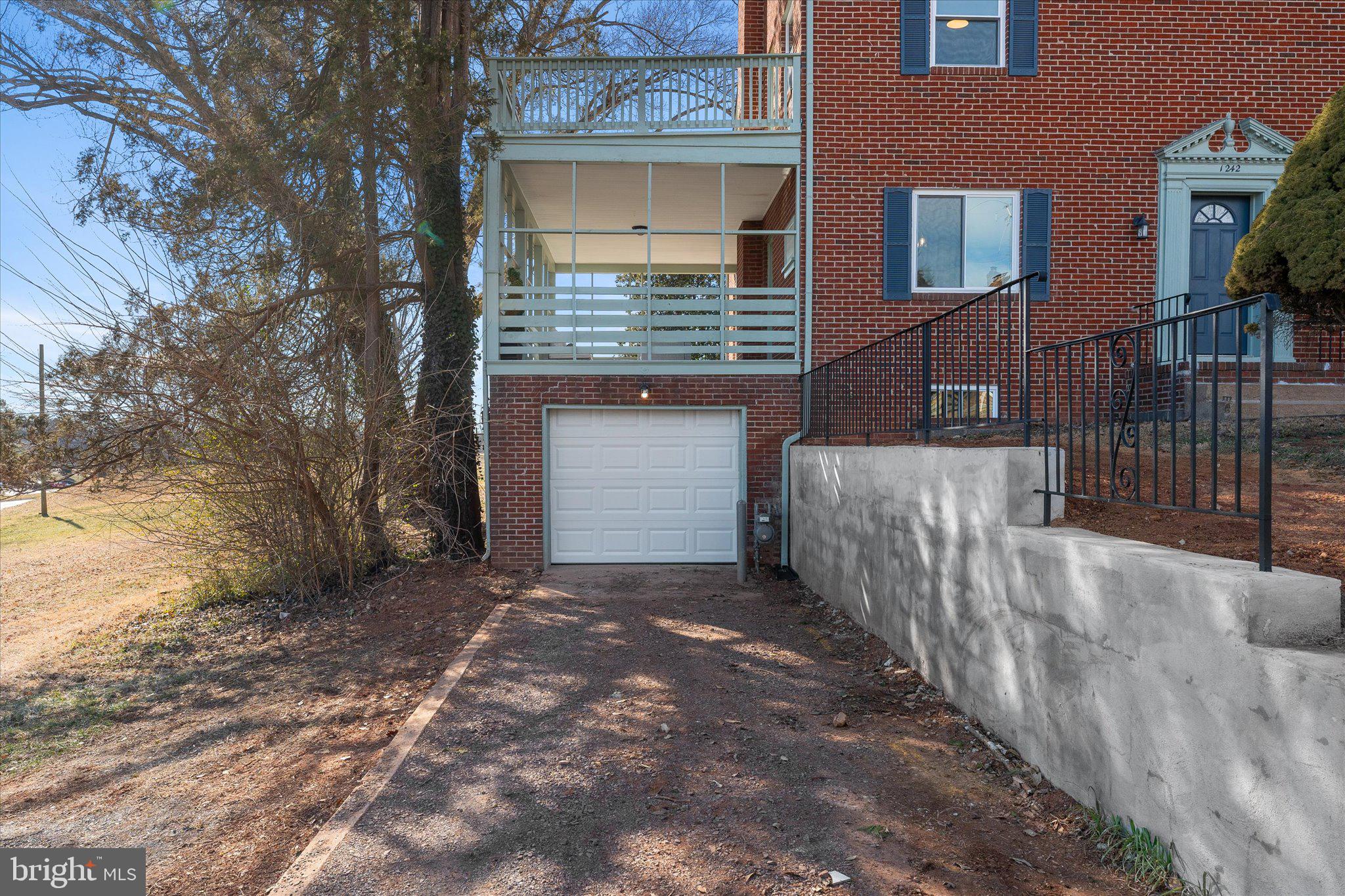 NELSONS - Residential