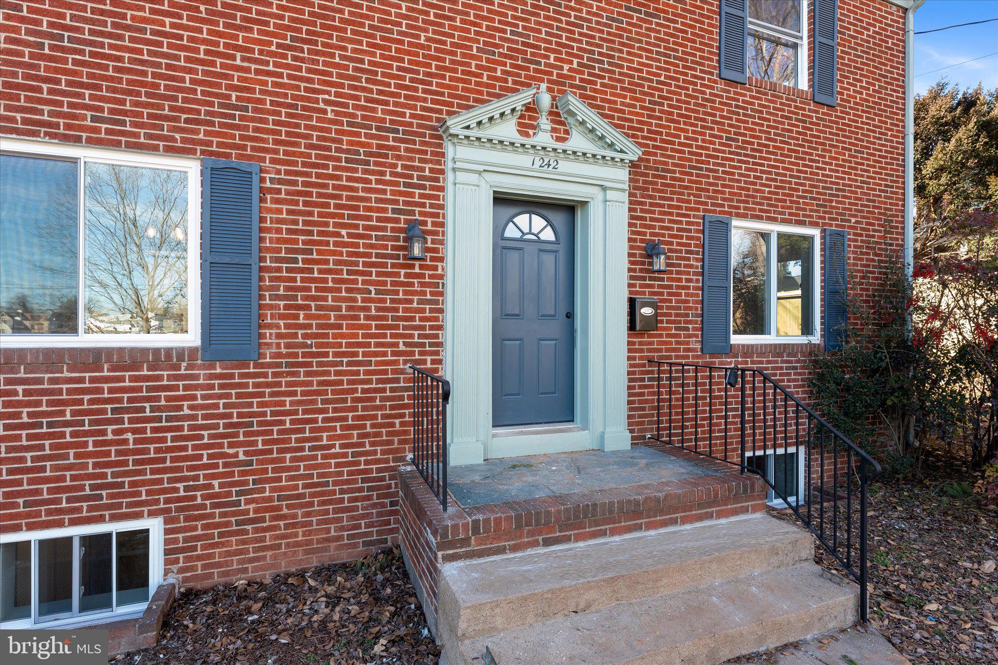 NELSONS - Residential