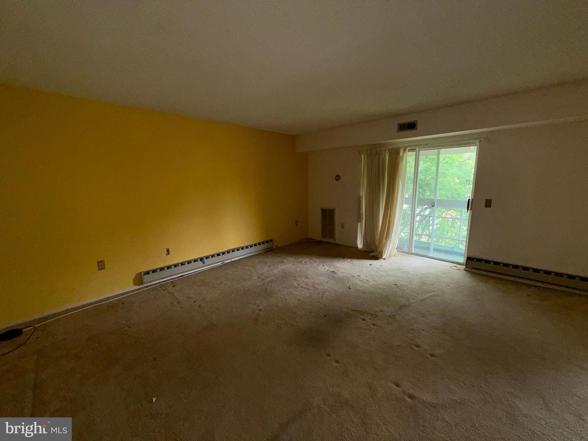 LEISURE WORLD - Residential