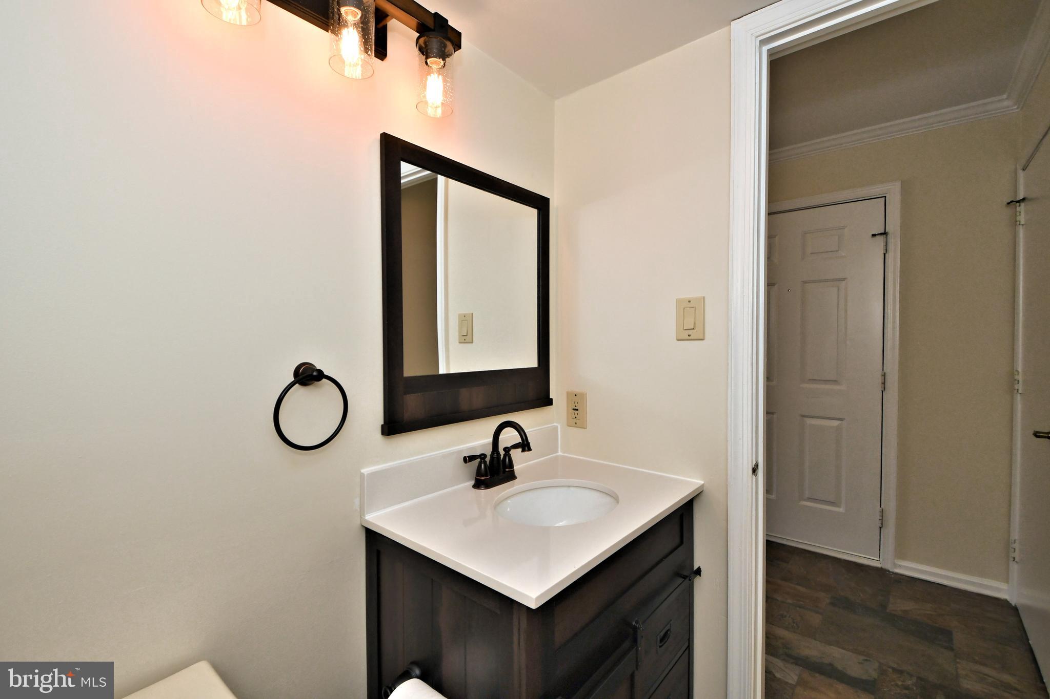 NEWTOWN GRANT - Residential Lease
