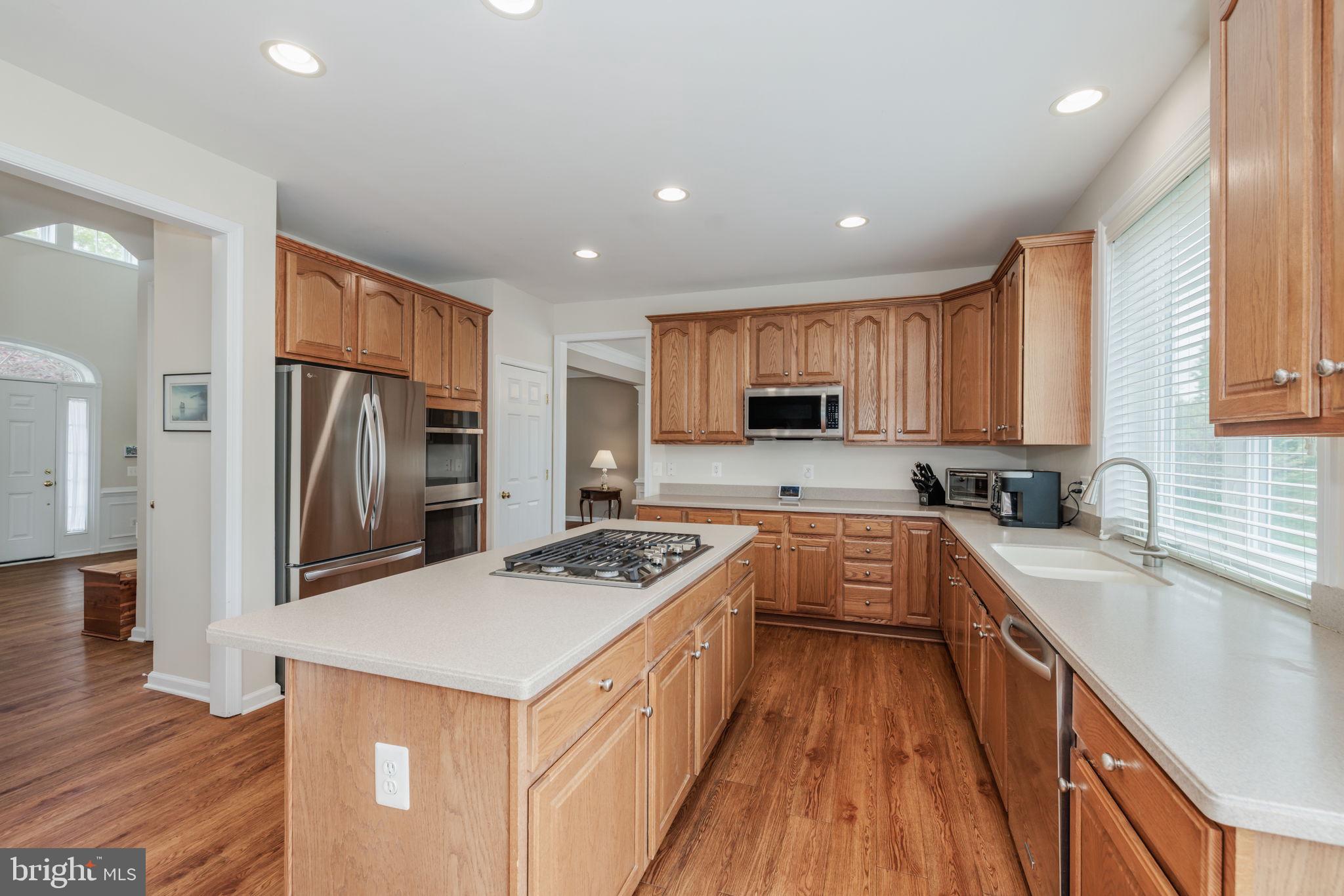 LAUREL HILL - Residential
