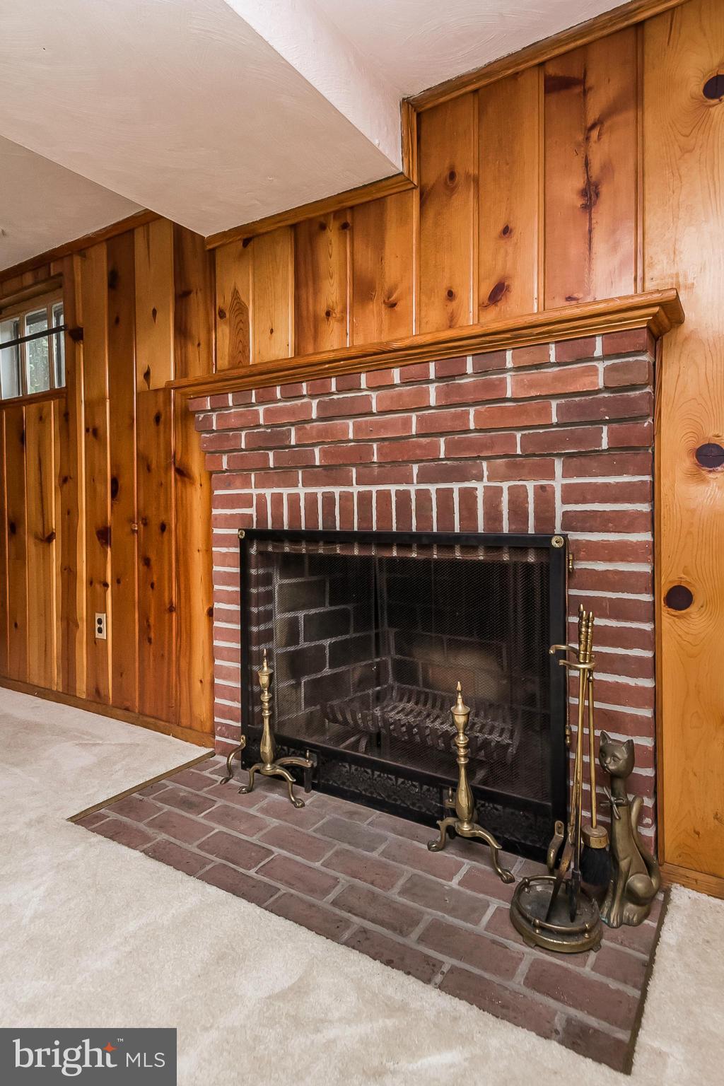 DULANEY VILLAGE - Residential