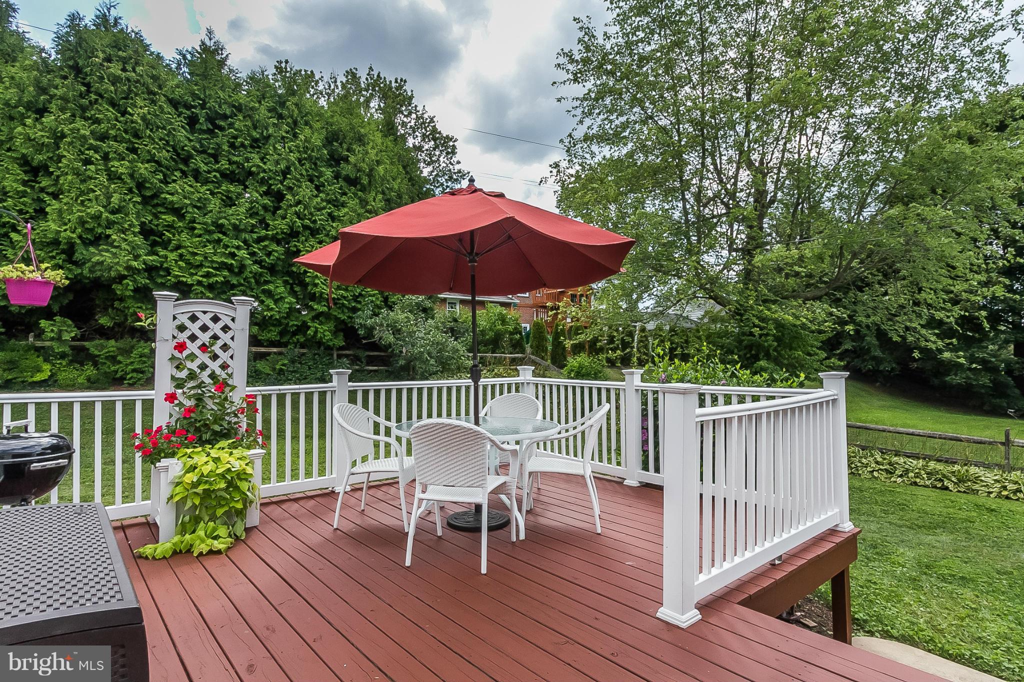 DULANEY VILLAGE - Residential