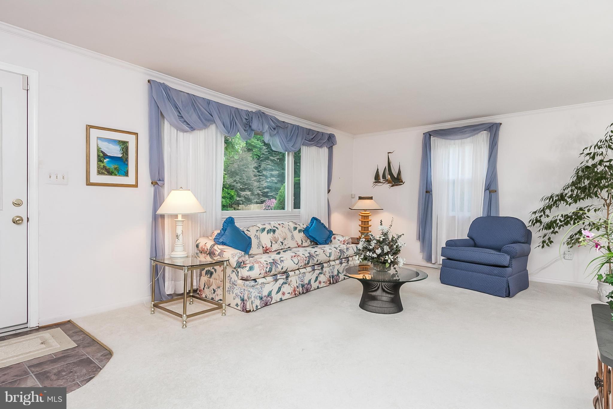 DULANEY VILLAGE - Residential