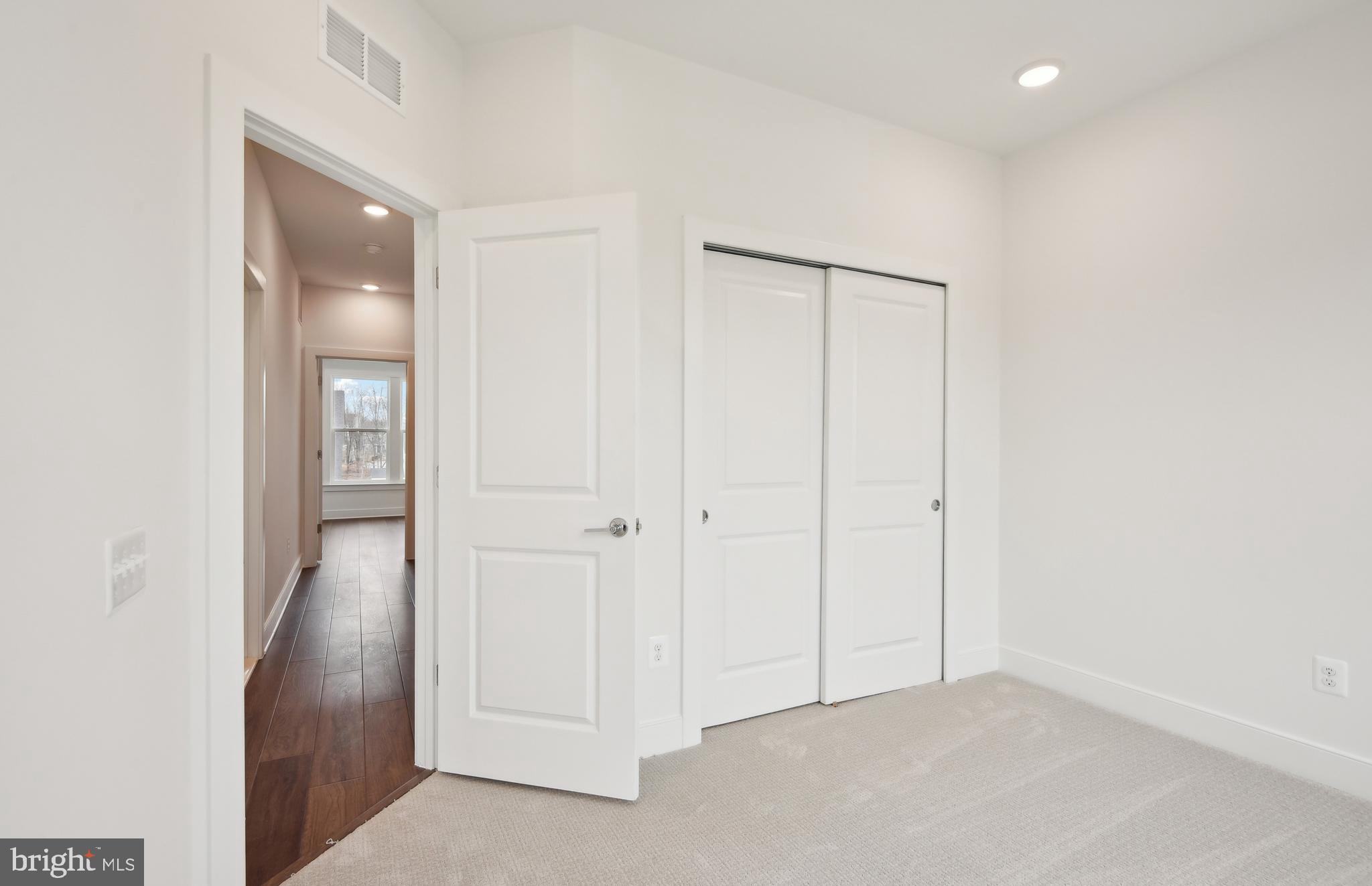 CATTAIL RUN - Residential
