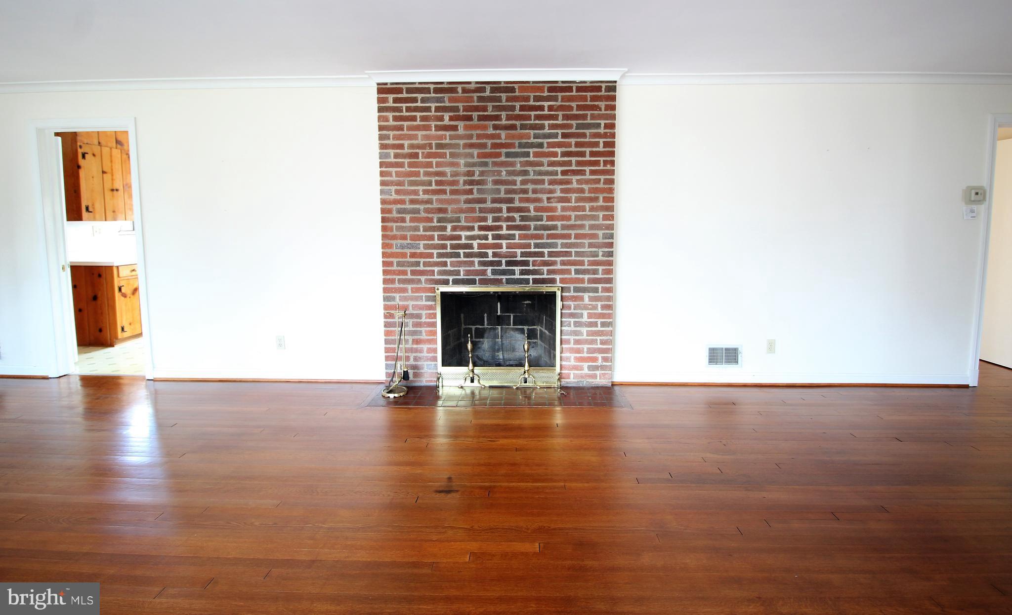 BRADDOCK HEIGHTS - Residential Lease