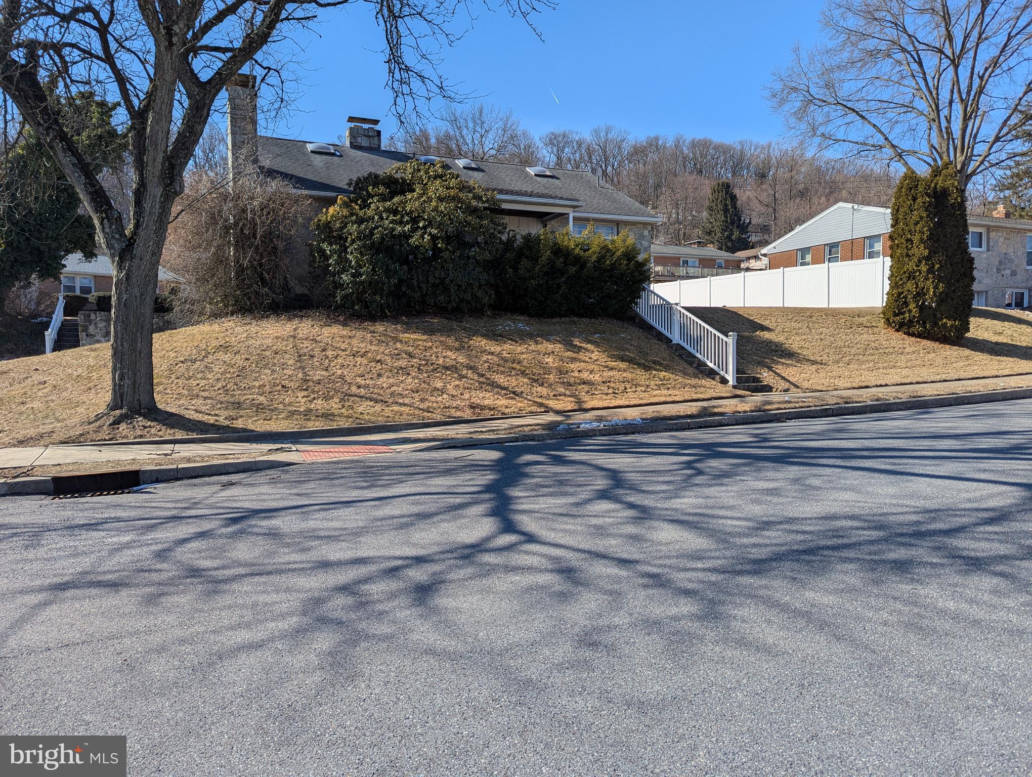 SHILLINGTON - Residential