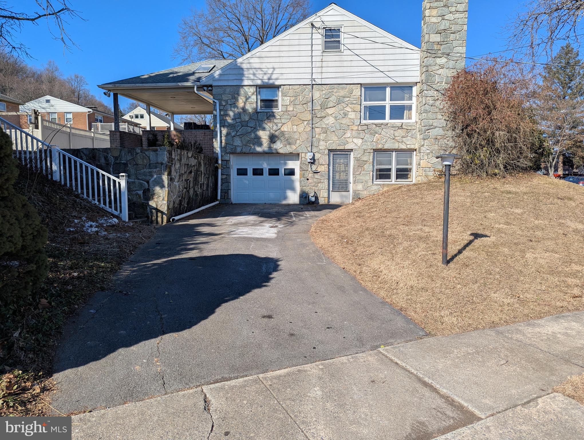 SHILLINGTON - Residential