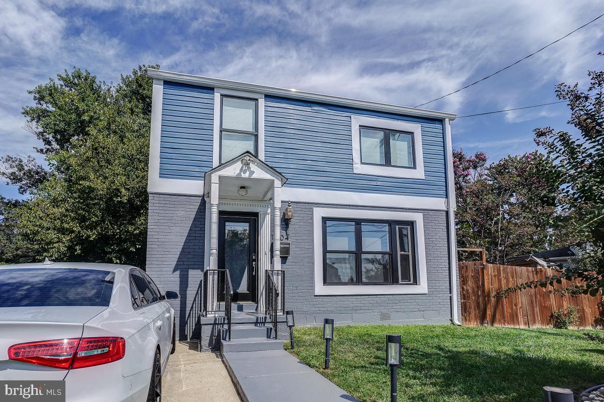 PARKLAWN - Residential