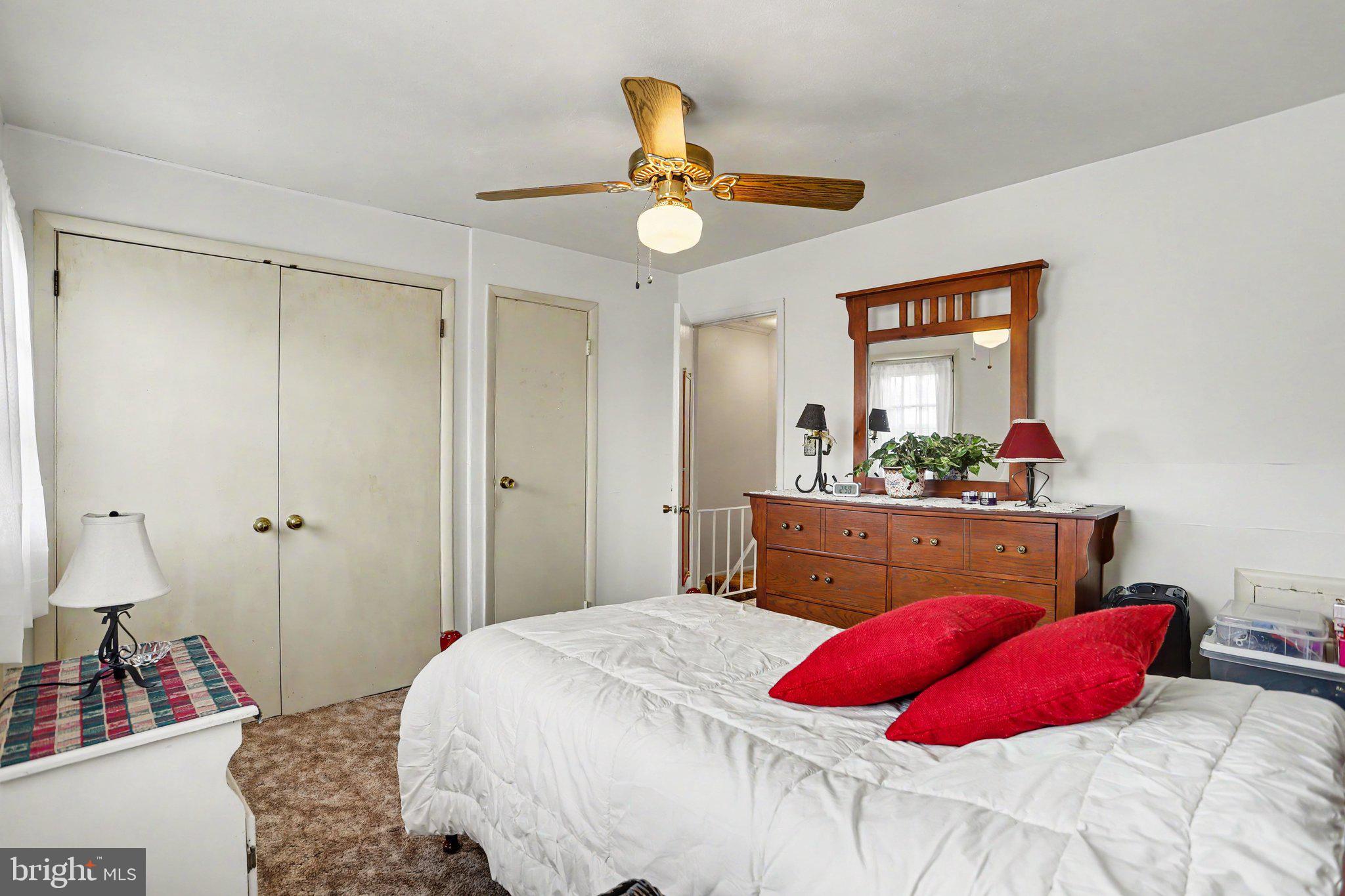 COLONY PARK CONDOS - Residential