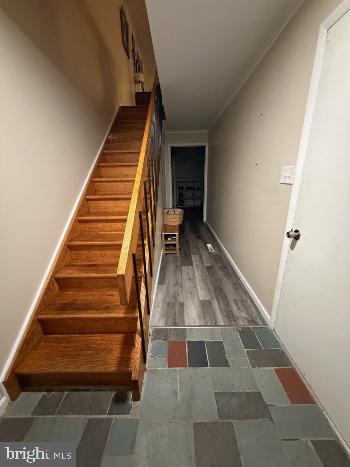 FLYING HILLS - Residential
