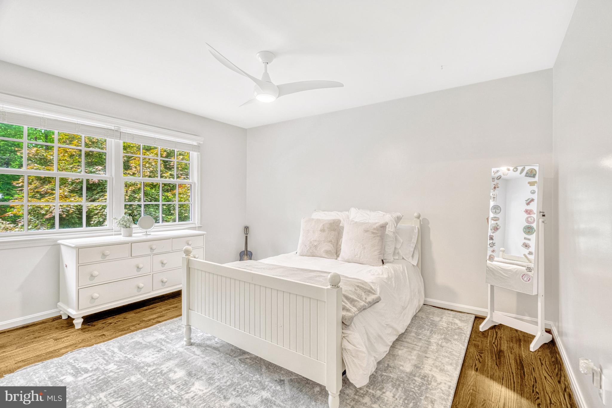FOREST VILLA WOODS - Residential