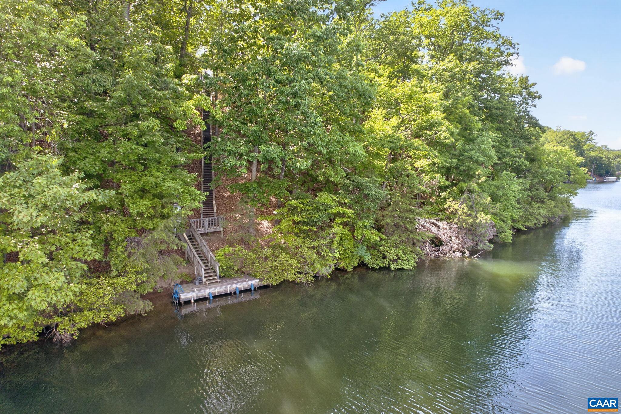LAKE MONTICELLO - Residential