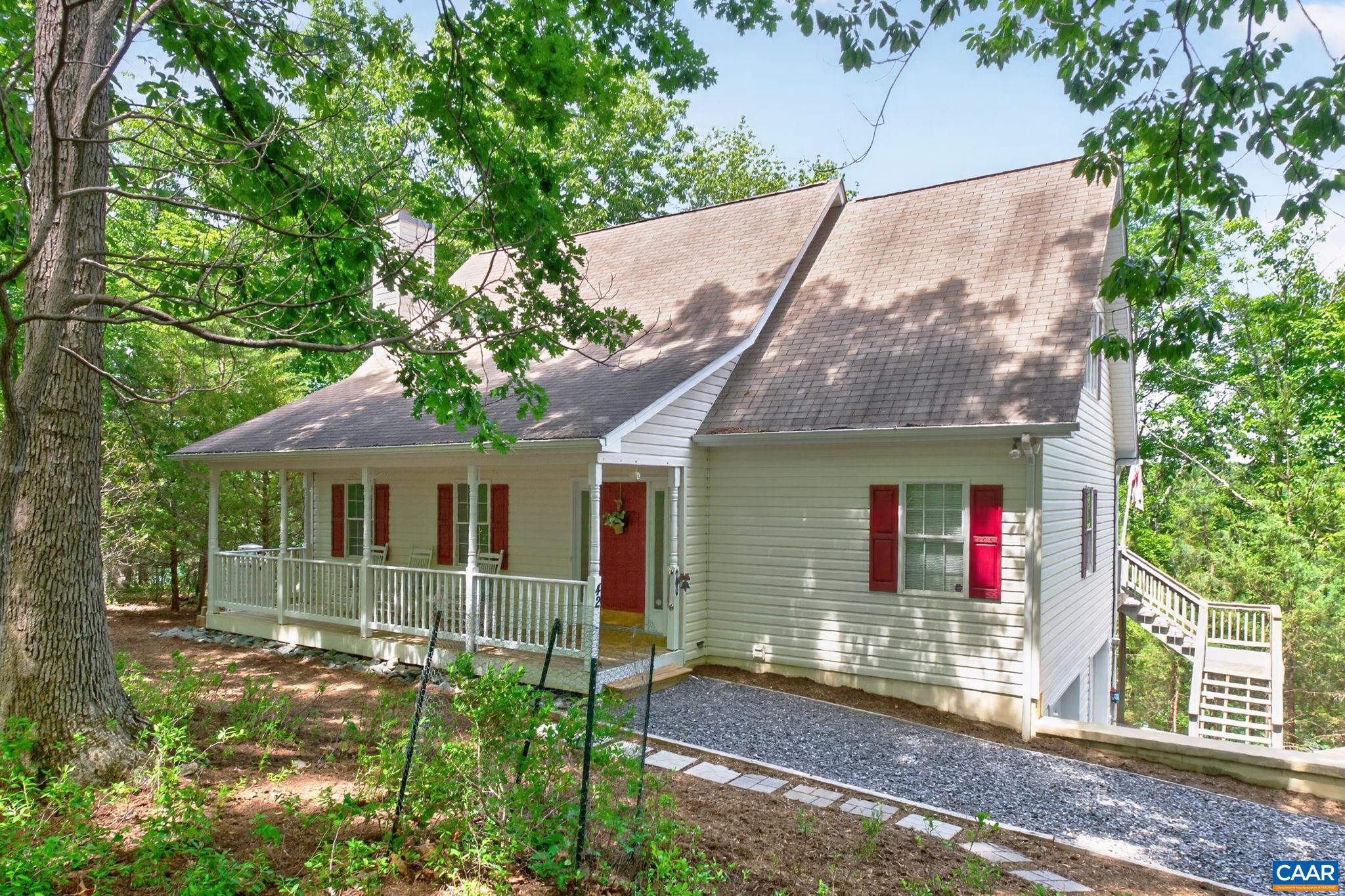 LAKE MONTICELLO - Residential