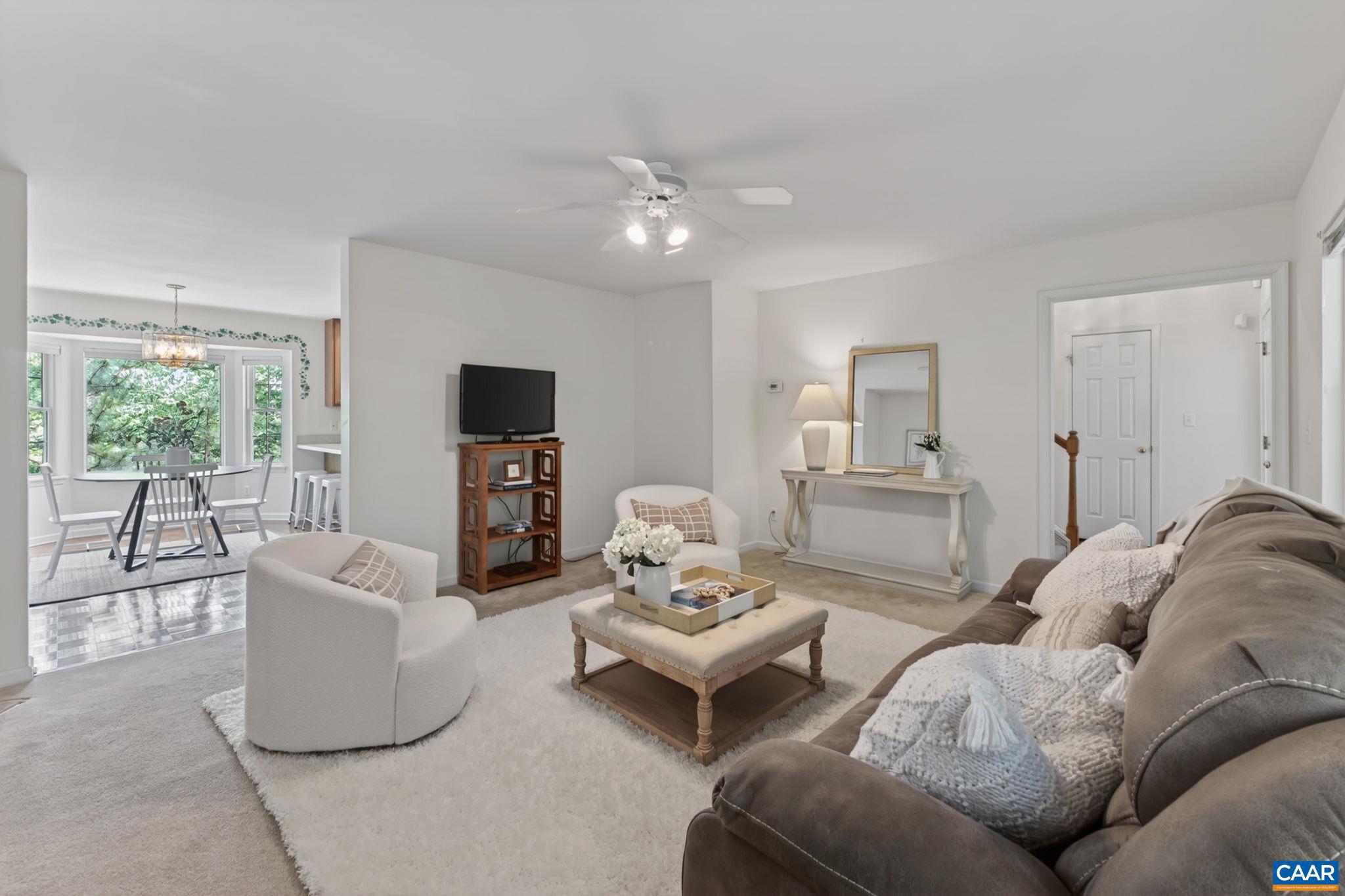 LAKE MONTICELLO - Residential