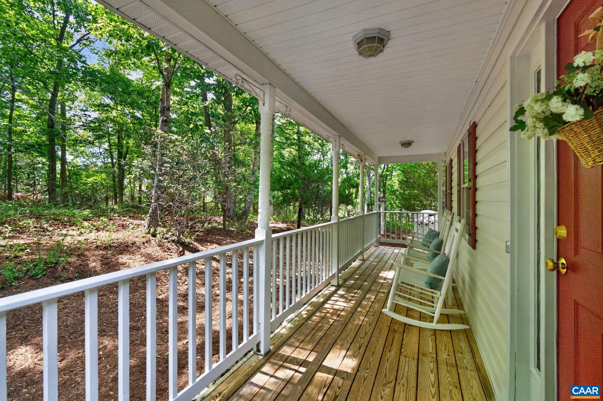LAKE MONTICELLO - Residential