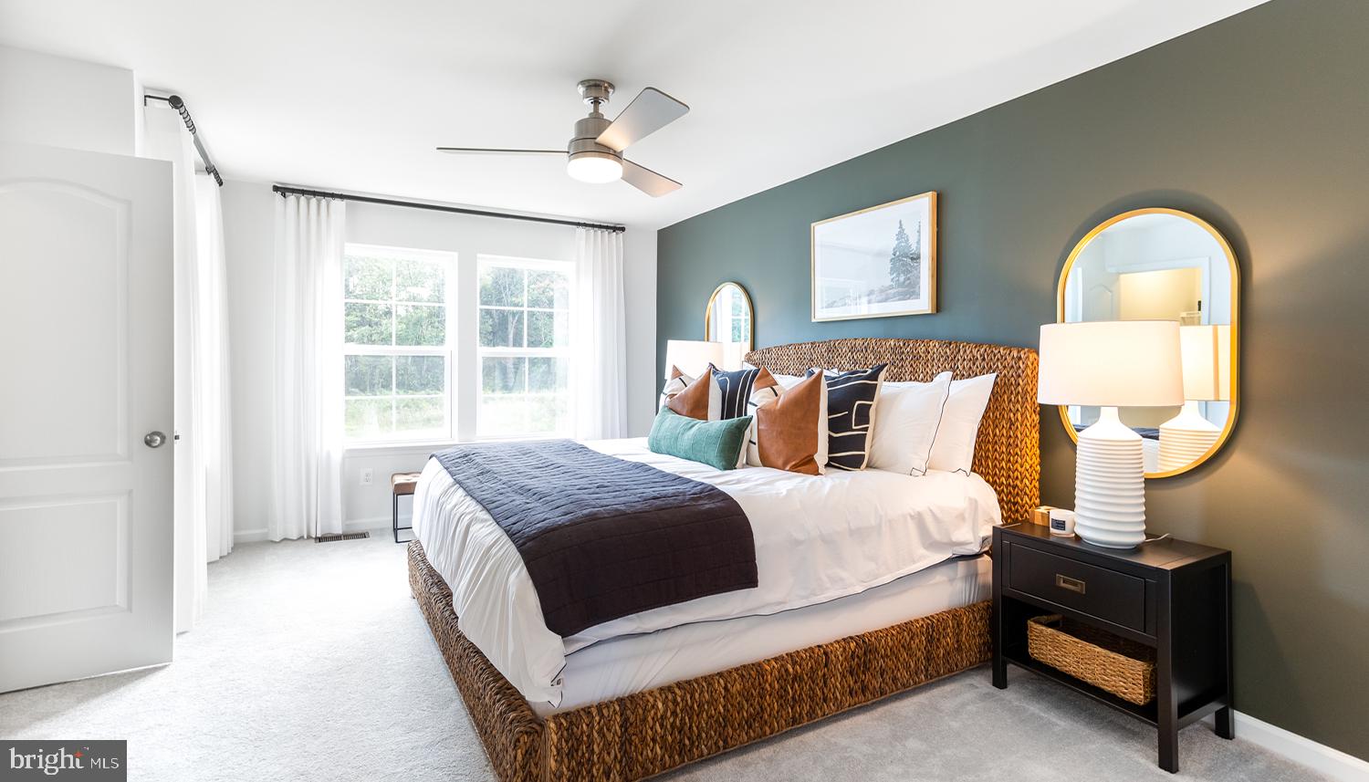 WHISPERING PINES - Residential