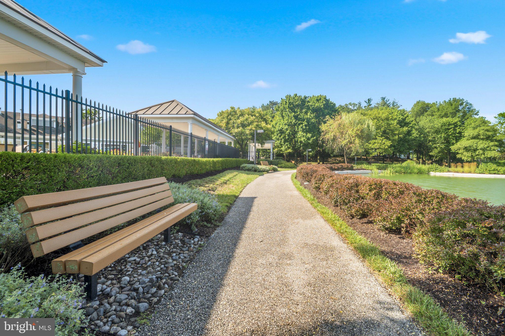 CHESTNUT GABLE - Residential