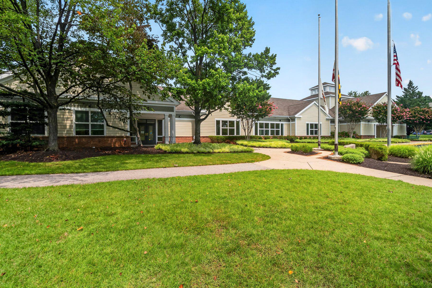 CHESTNUT GABLE - Residential