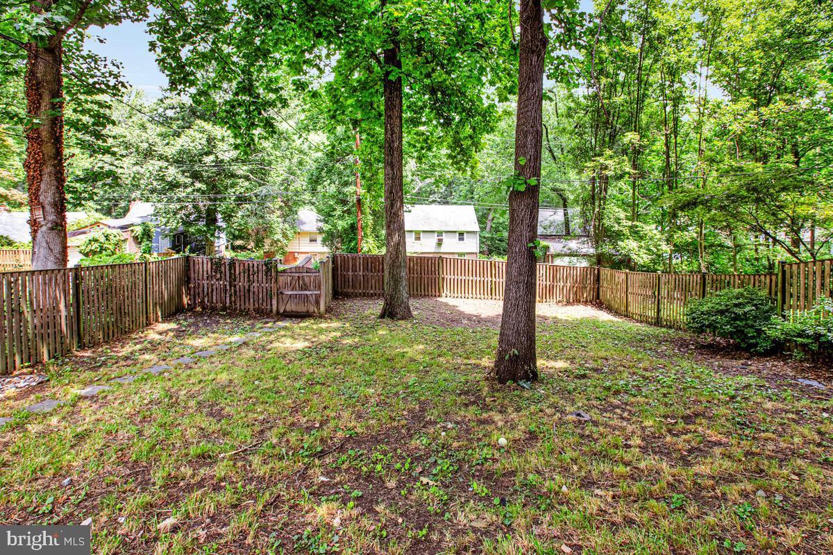 HUNTING RIDGE HISTORIC DISTRICT - Residential