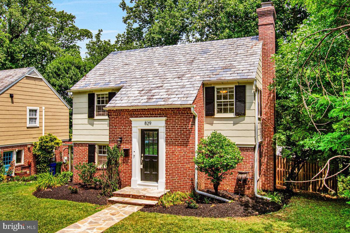 HUNTING RIDGE HISTORIC DISTRICT - Residential