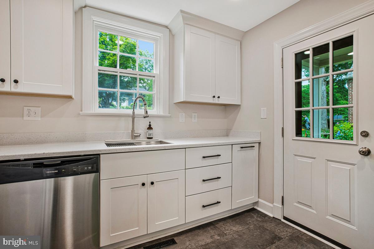 HUNTING RIDGE HISTORIC DISTRICT - Residential