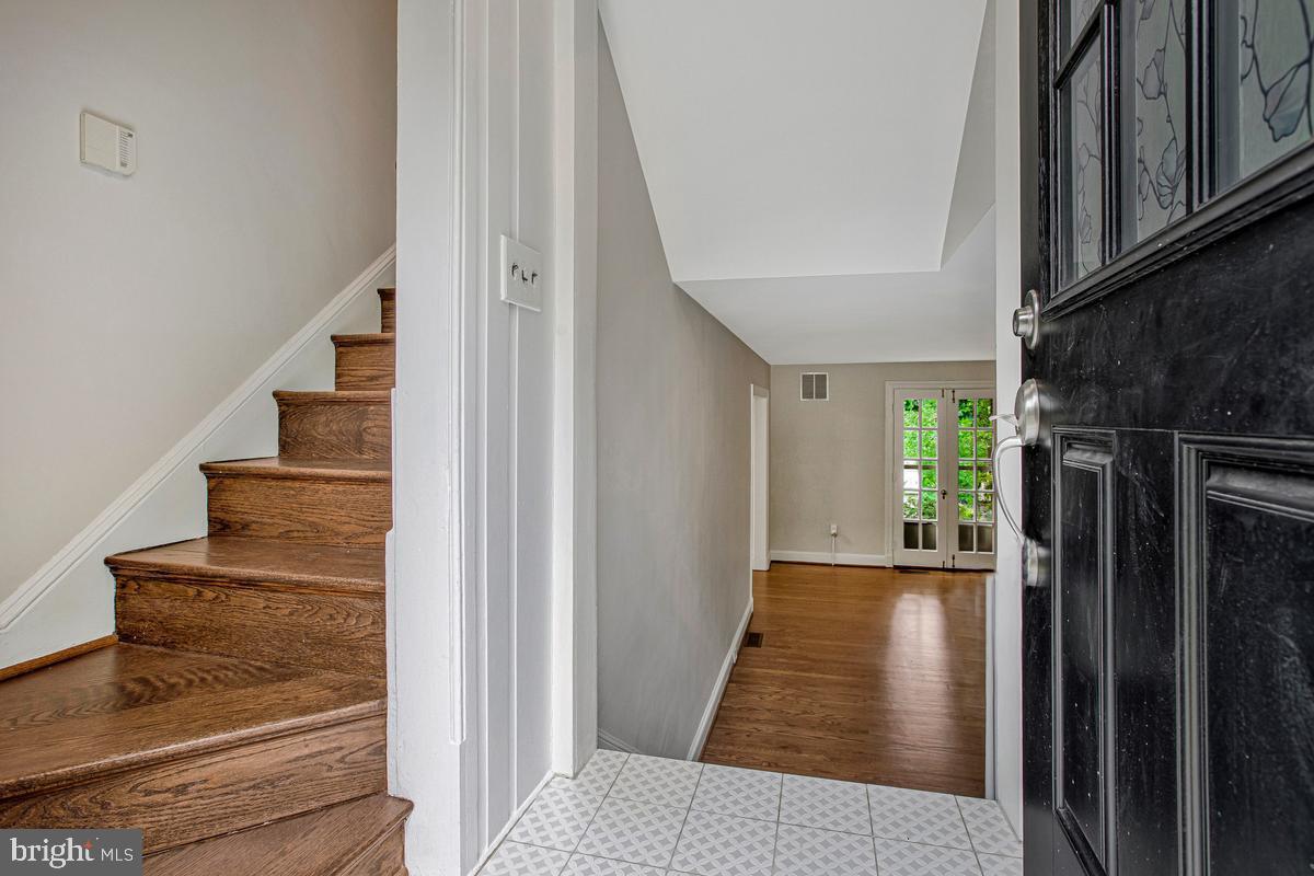 HUNTING RIDGE HISTORIC DISTRICT - Residential