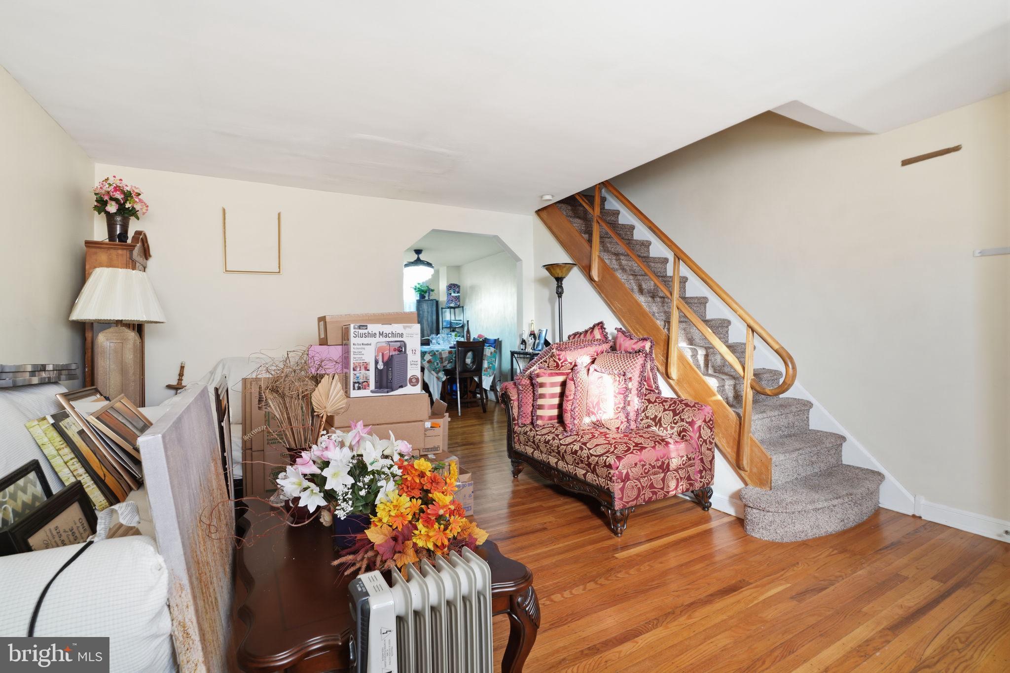 MAYFAIR (WEST) - Residential