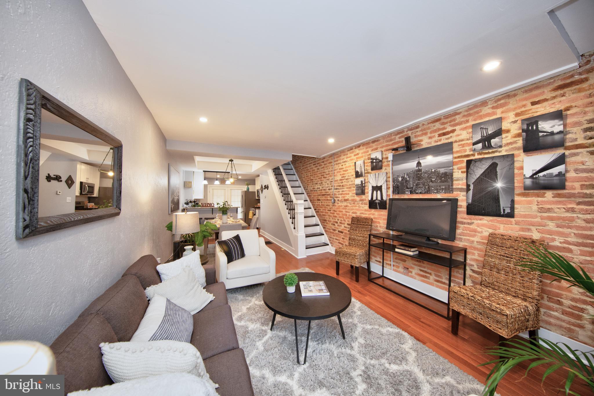 BALTIMORE HIGHLANDS - Residential