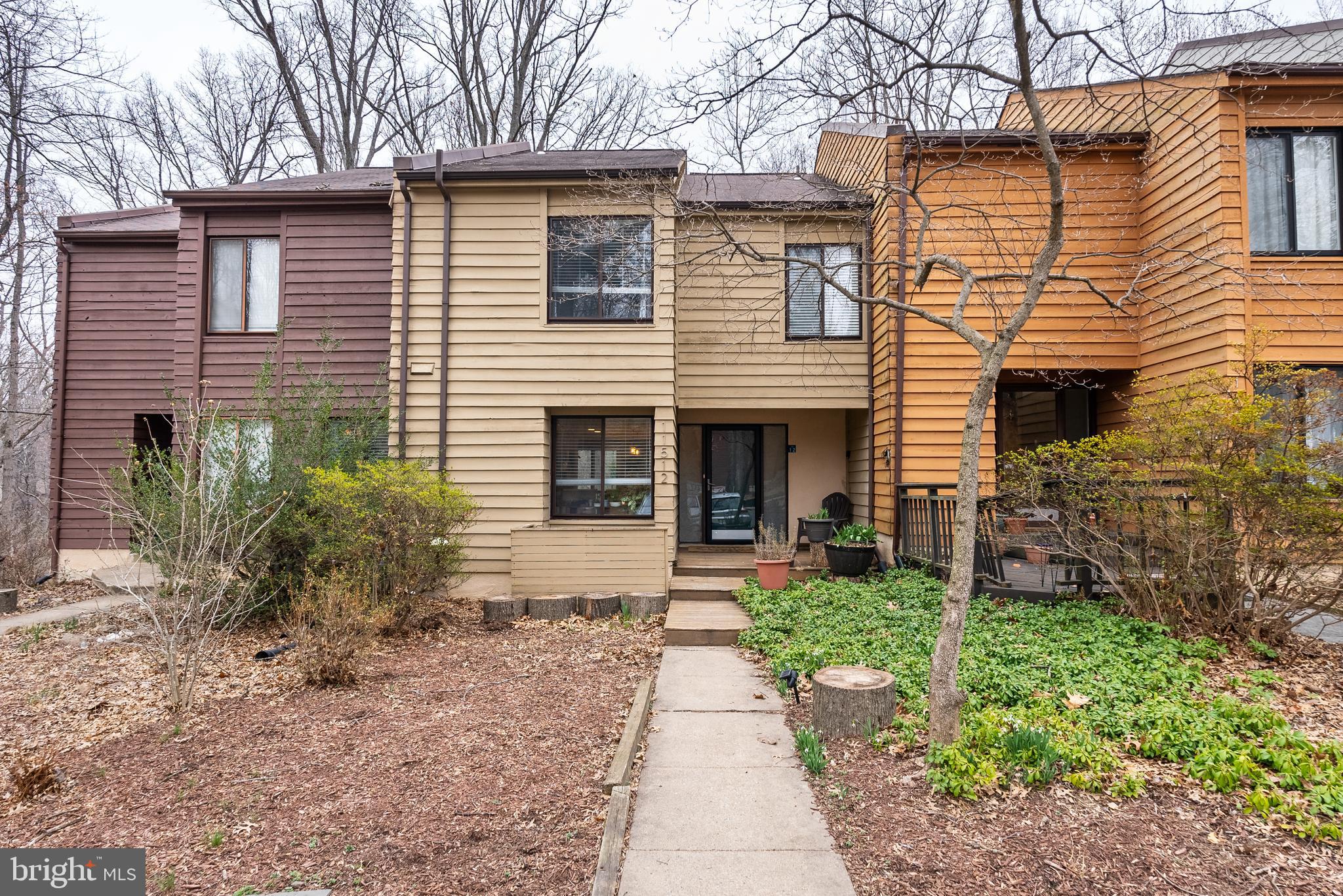 RESTON - Residential