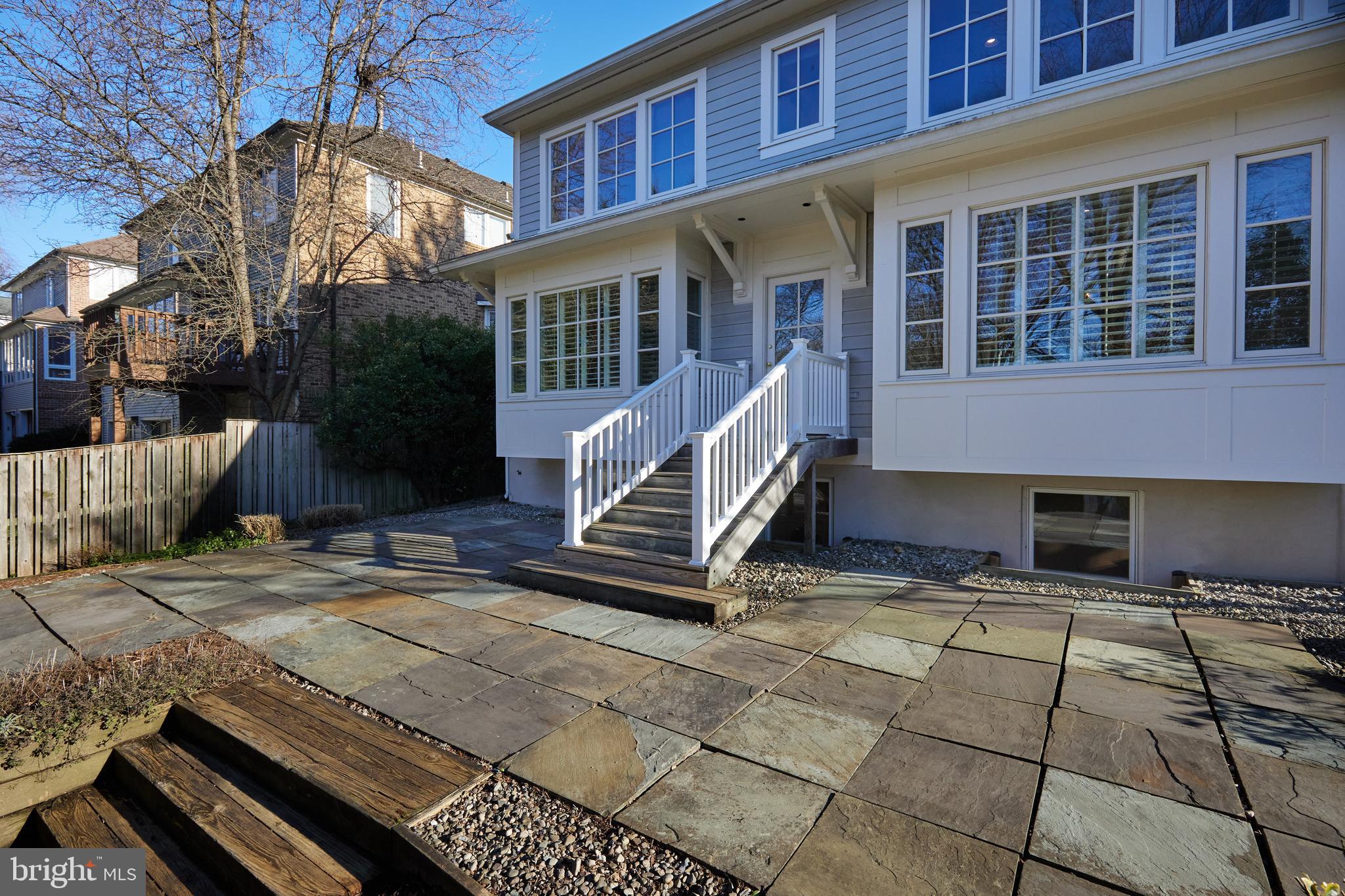 COUNTRY CLUB VILLAGE - Residential