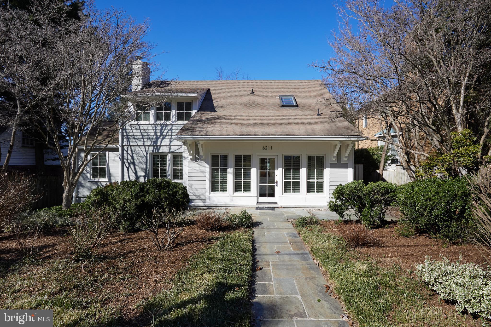 COUNTRY CLUB VILLAGE - Residential