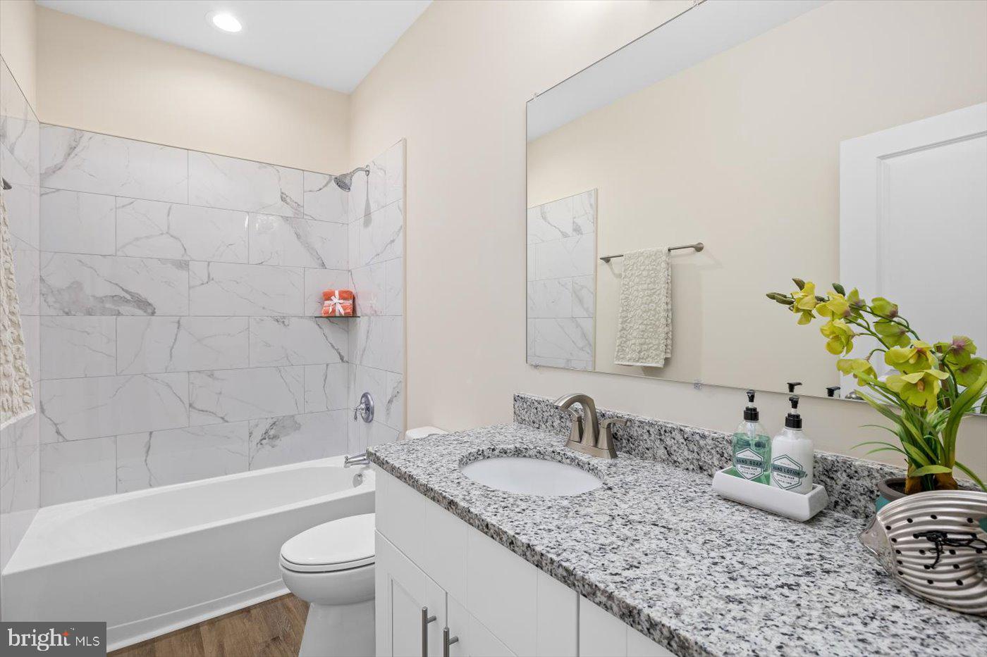 PLACID BAY ESTATES - Residential