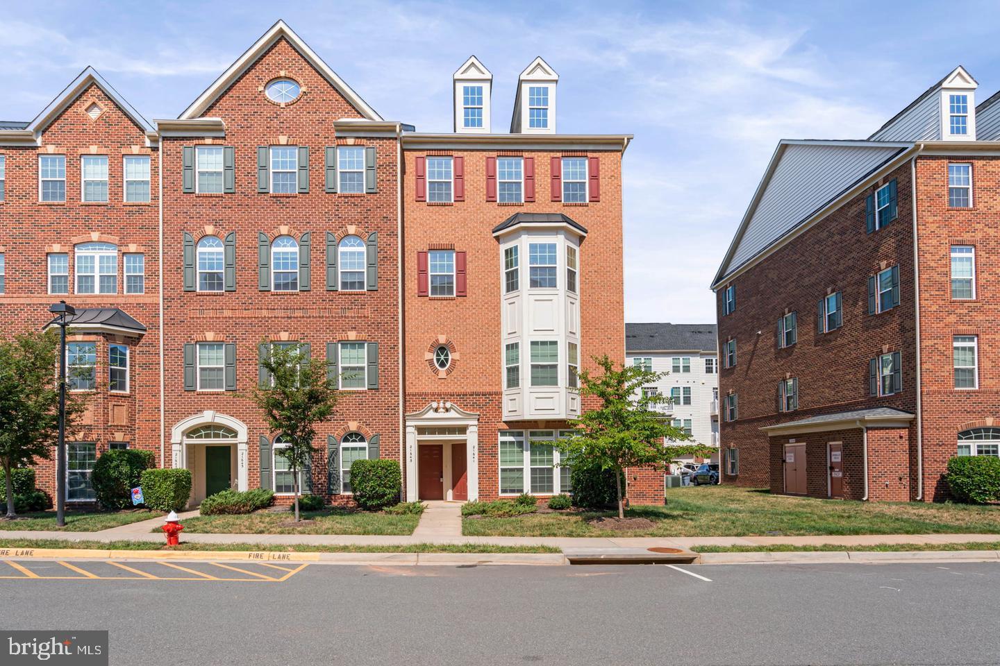 This property is eligible under the Freddie Mac First Look Initiative through 7/3/26.

The Property is Selling "AS IS"