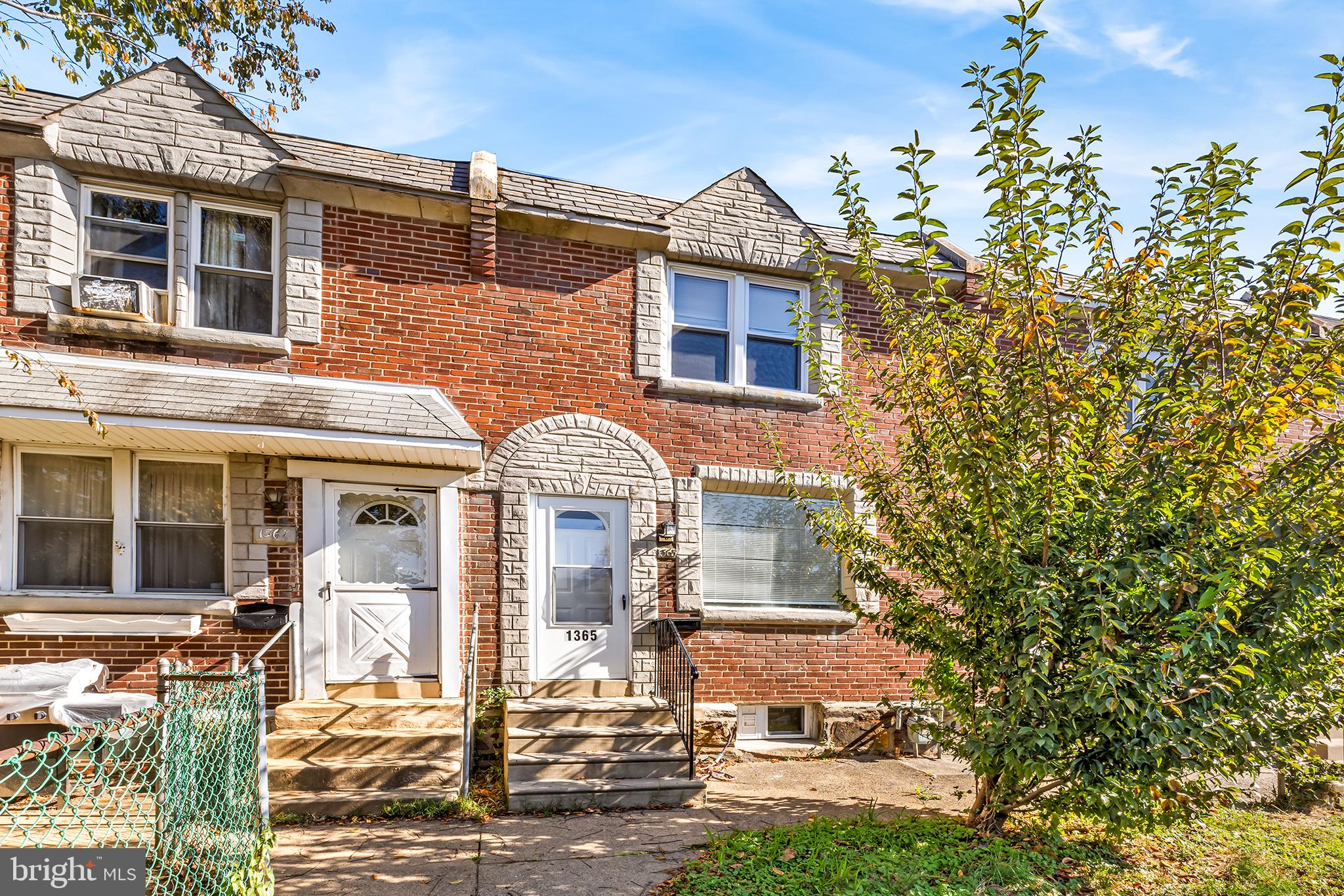 Welcome to 1365 Edgehill Road. This updated 3 bed 1 bath townhome in Darby's Edgehill neighborhood has a combination of LVT flooring and carpeting. It is conveniently located within minutes of the local elementary school, parks, playgrounds, and public transportation including Darby’s transportation center. It is also a short drive to the airport and major highways. This home is perfect for the first time buyer or an investor looking to build their rental portfolio.