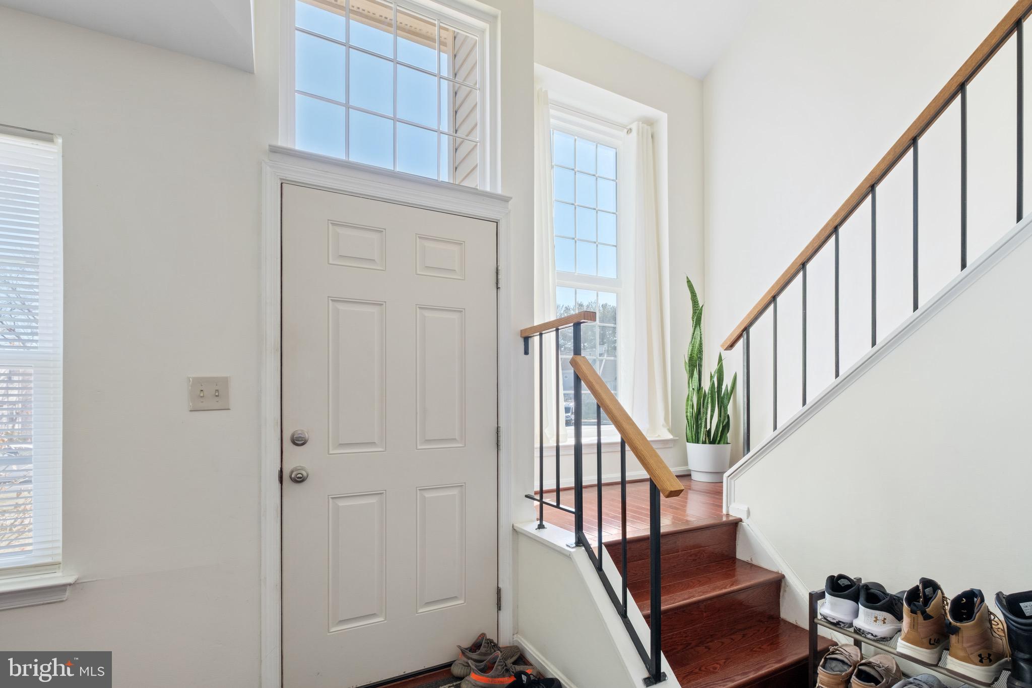 FLOWER HILL - Residential