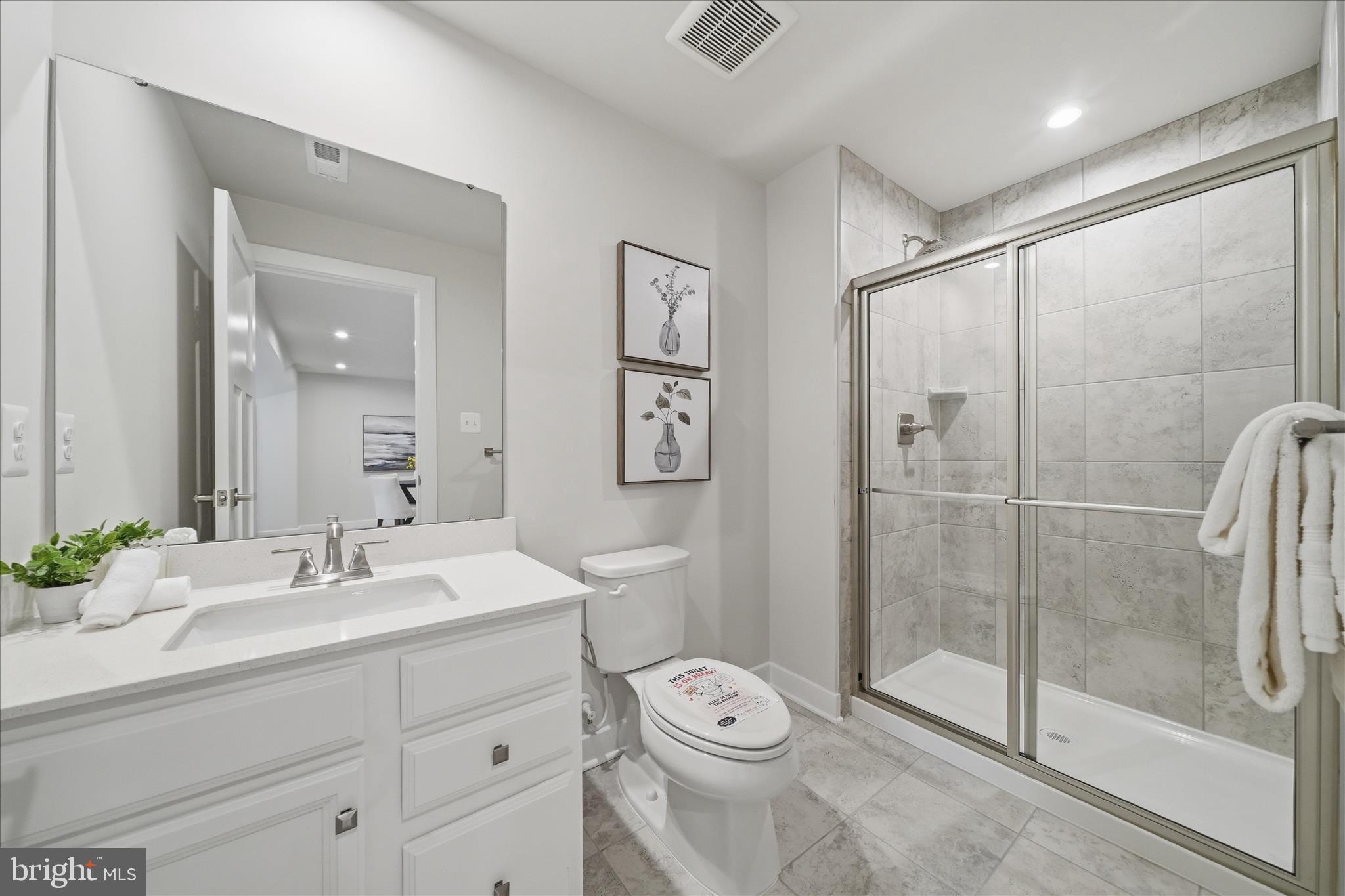 HAMPTONS - Residential