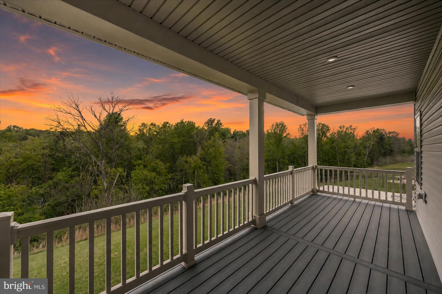 HAMPTONS - Residential