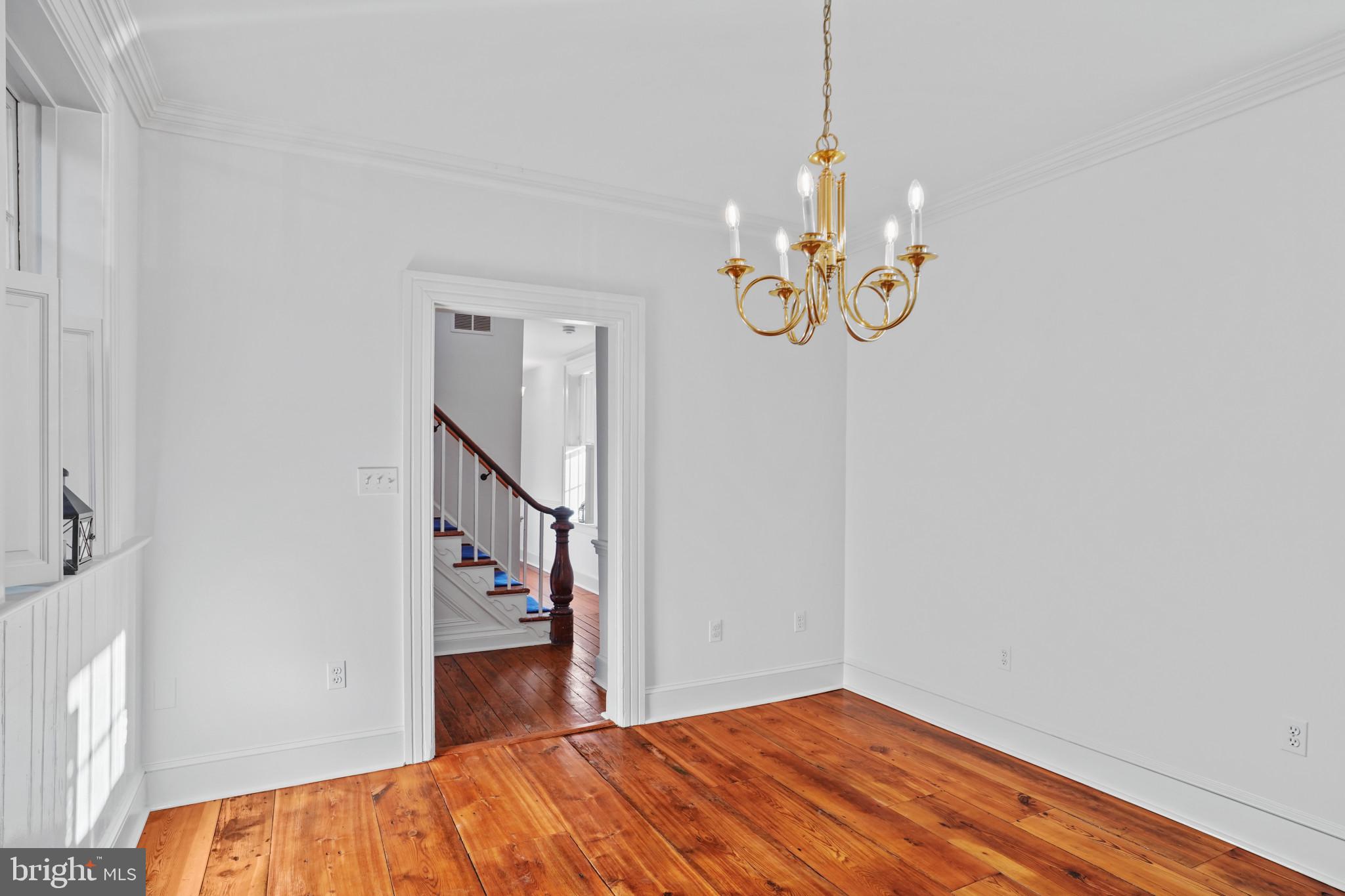 OLD TOWN ALEXANDRIA - Residential