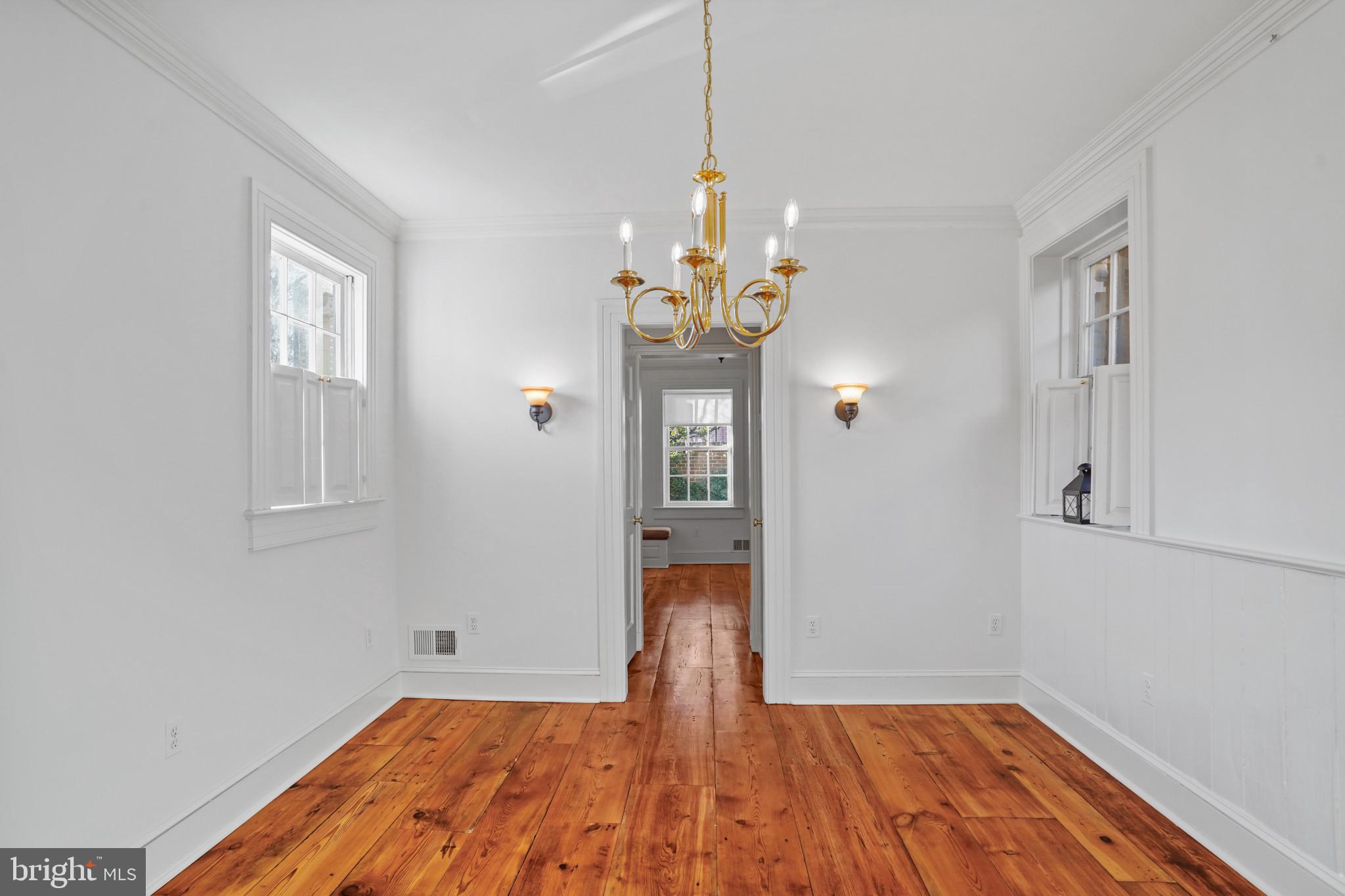 OLD TOWN ALEXANDRIA - Residential