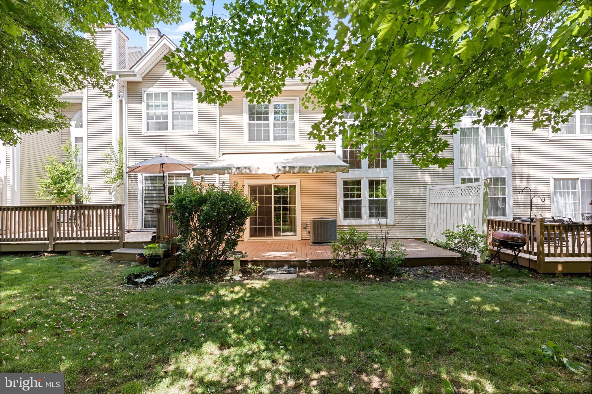 WINNERS CIRCLE - Residential