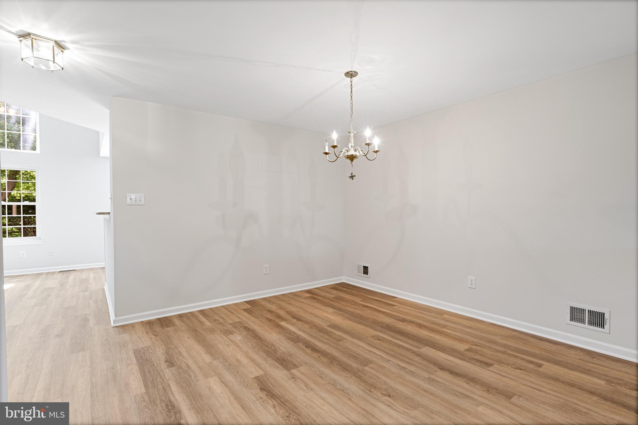 WINNERS CIRCLE - Residential