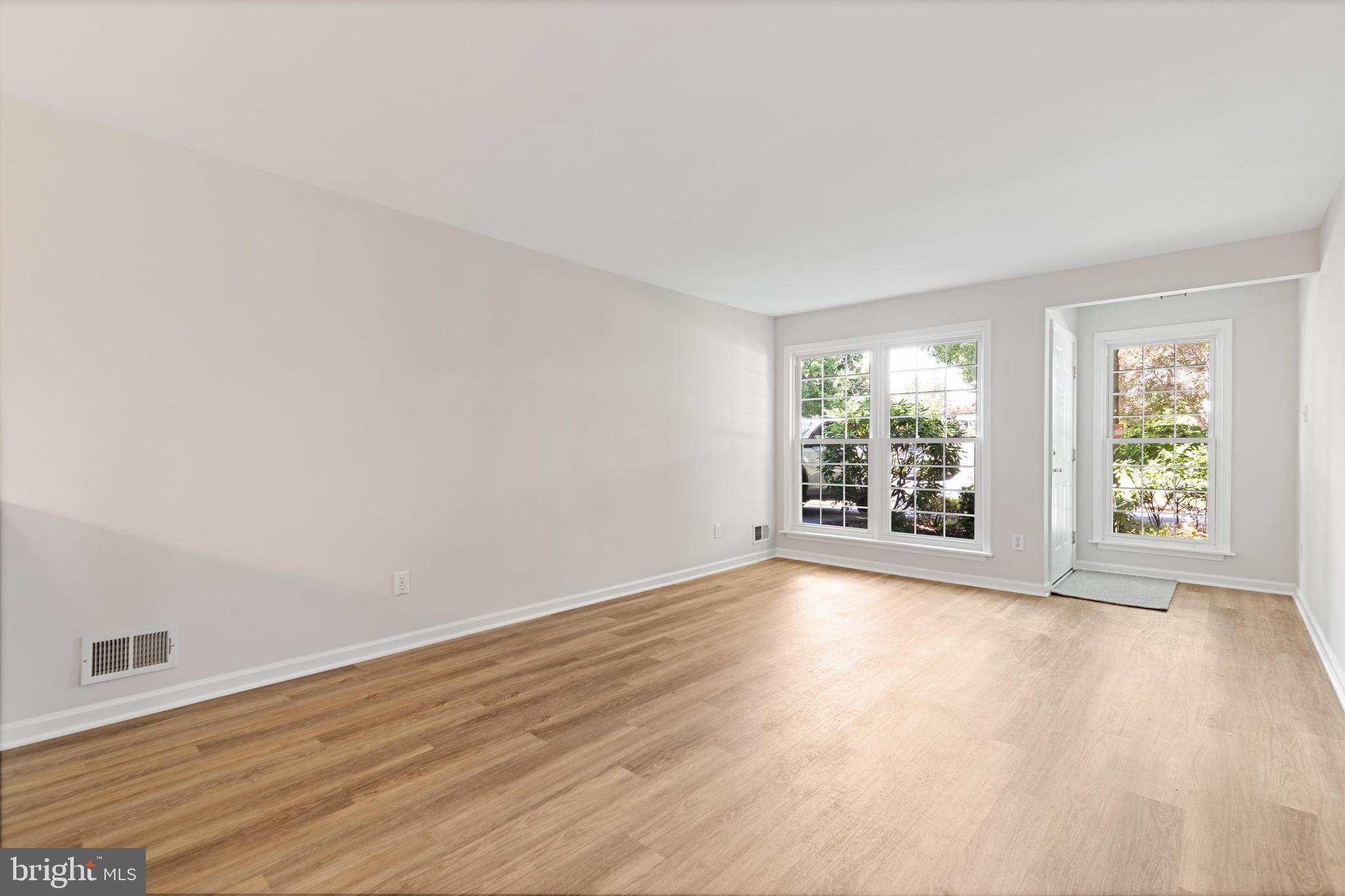 WINNERS CIRCLE - Residential