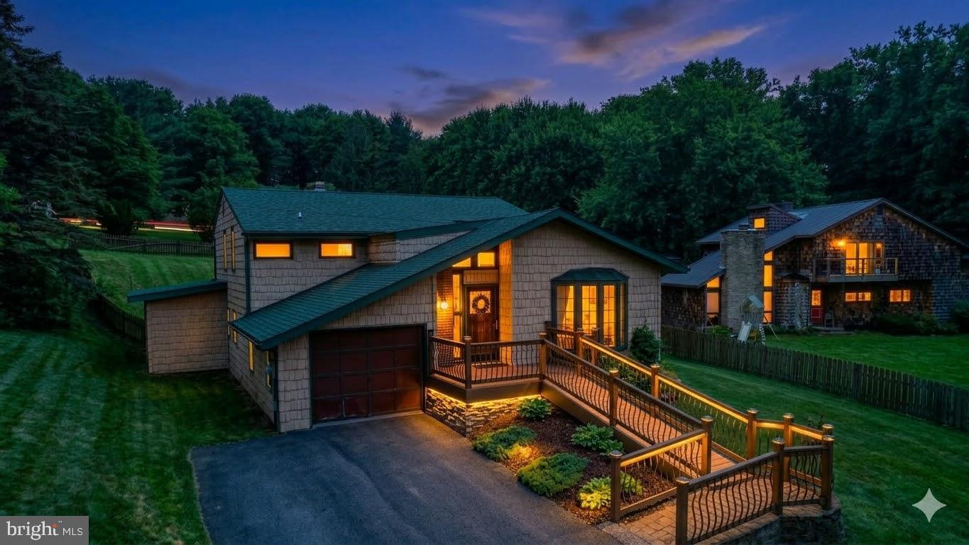 MITCHELL MANOR - Residential